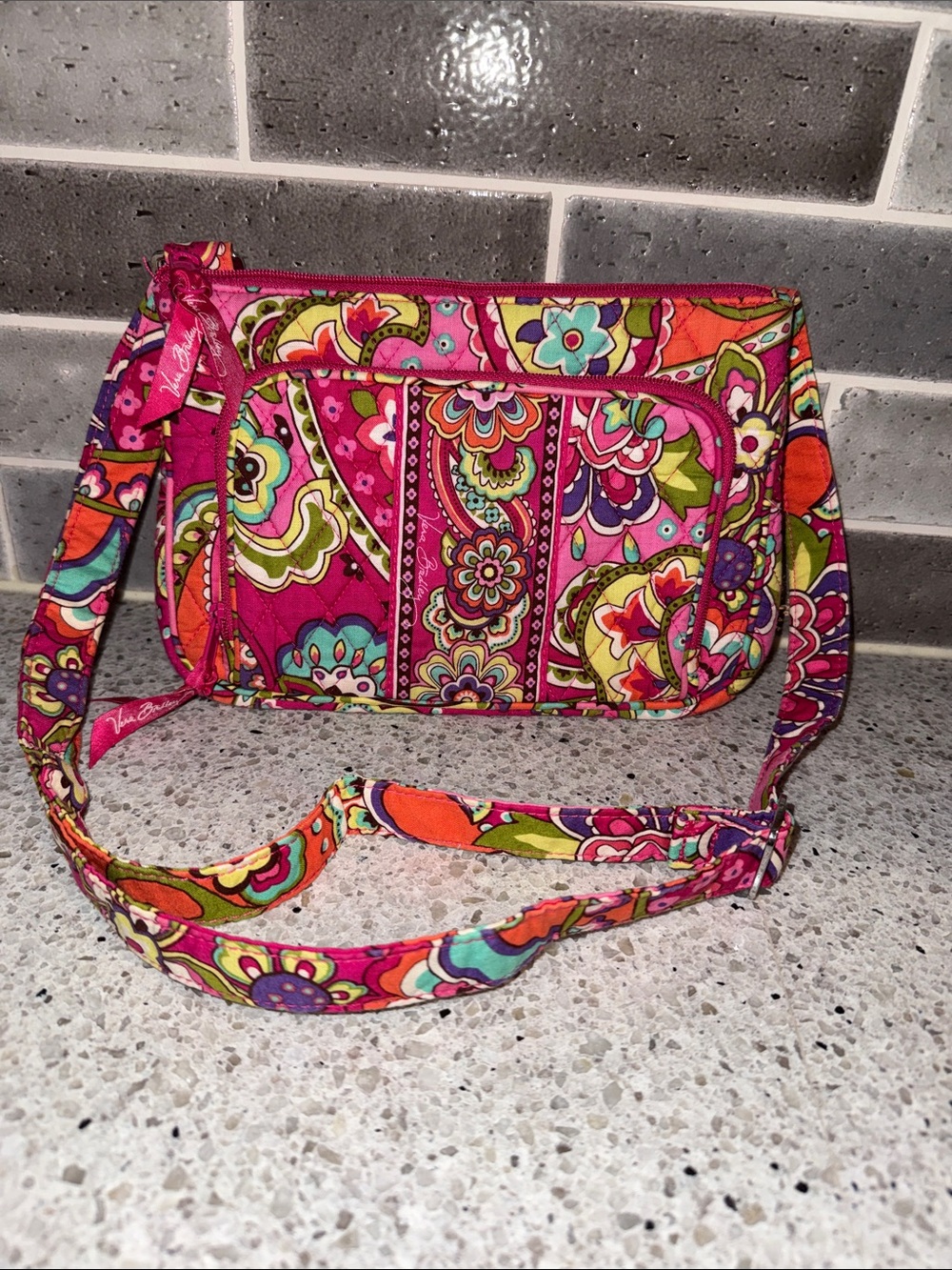 Vera Bradley Pink Swirls Little Hipster Crossbody Bag. EUC